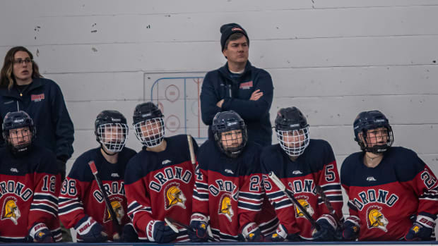 Orono girls vs Holy Angels Feb17-23 Earl Ebensteiner42